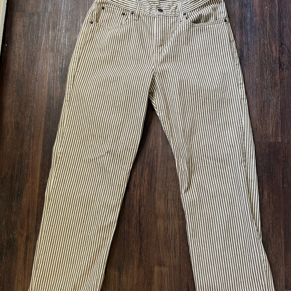 Tan Straight Leg Jeans with Versatile Style